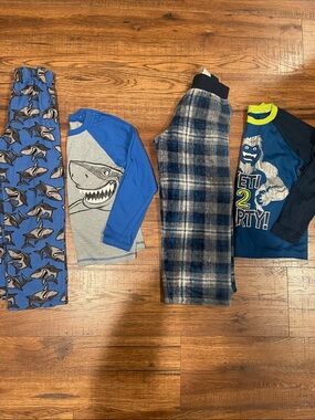 Boys size 6/7 pajama sets